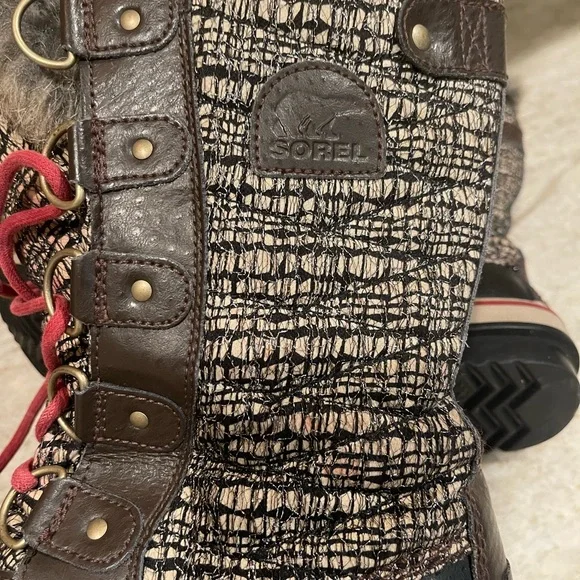 Sorel Boot 7.5 - Picture 5 of 11